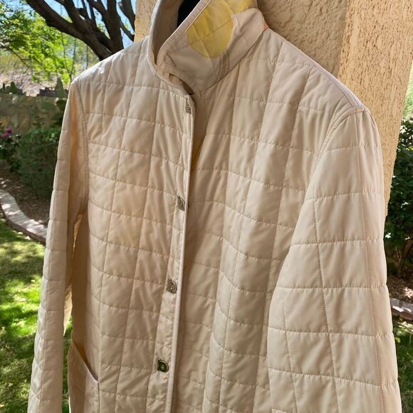 Salvatore Ferragamo Vintage Quilted Jacket Ivory Floral Sz 12 Made in Italy
